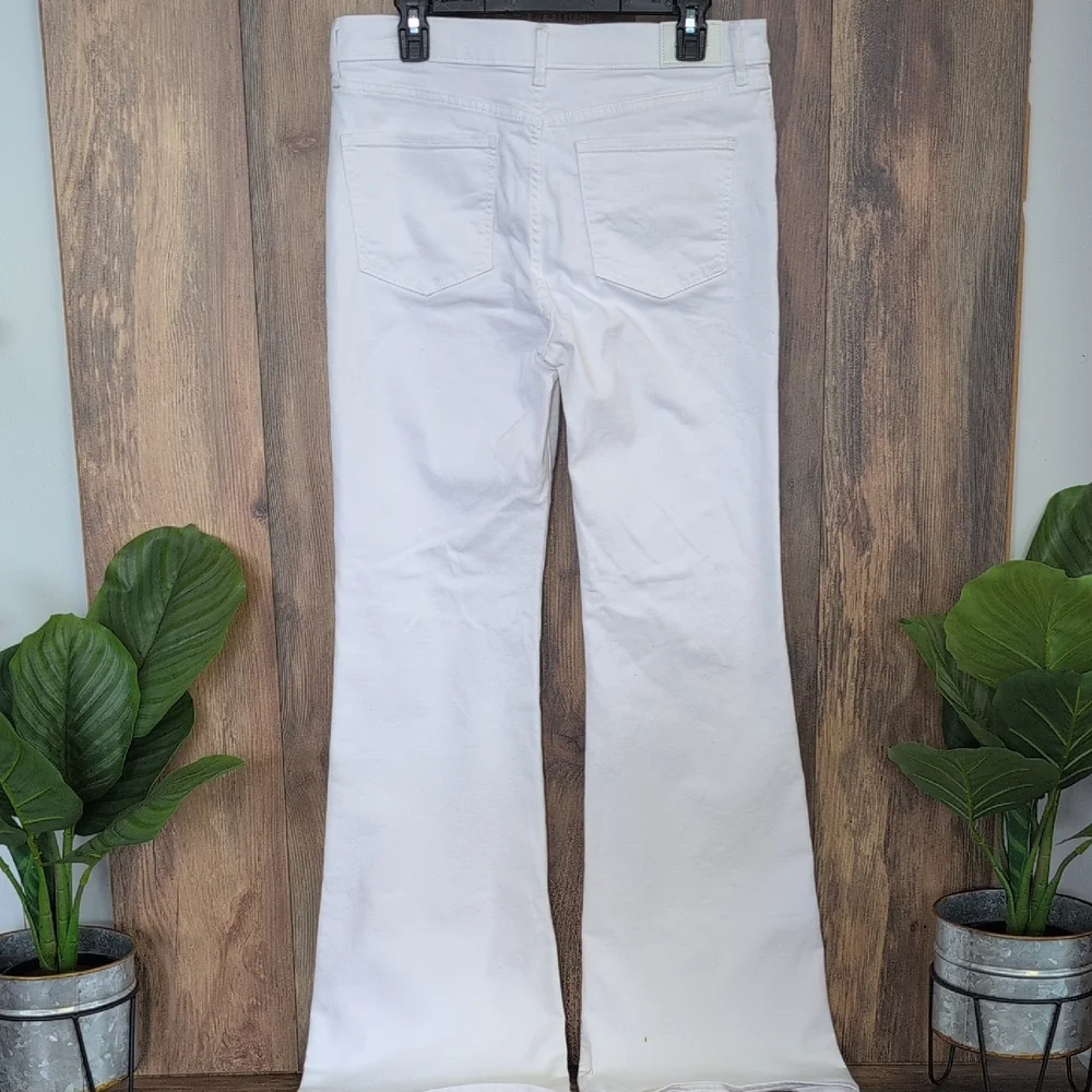 Express Women's Crisp White Mid Rise 70s Flare Jeans 8L       P247 - Picture 10 of 15